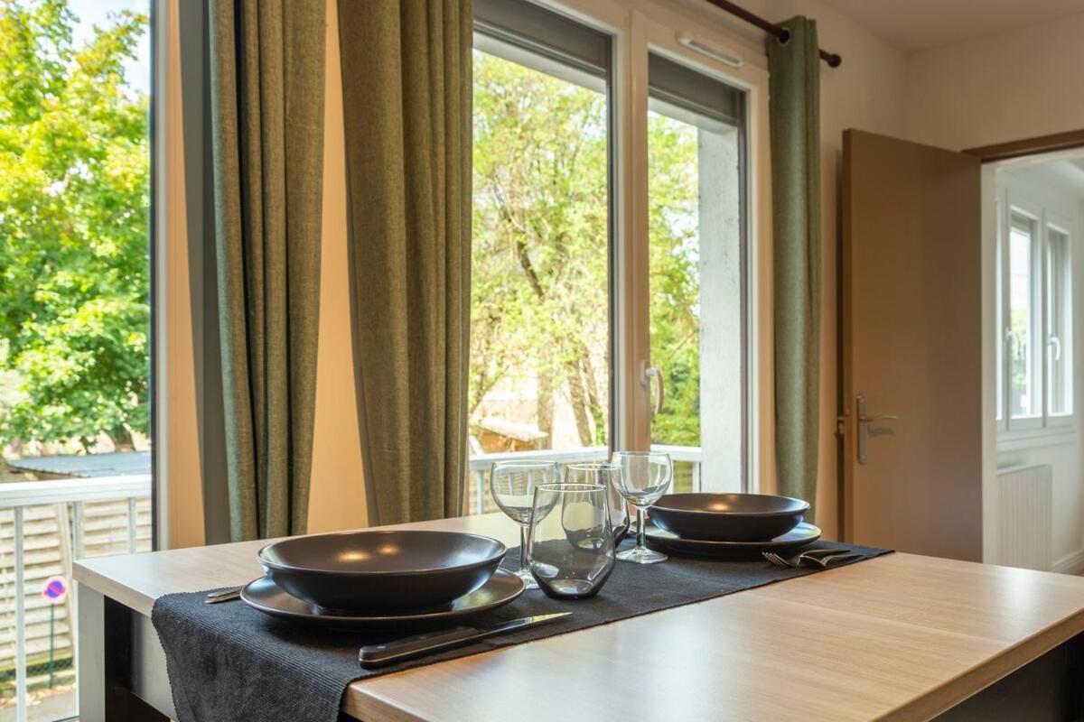 La Clairiere ~ Parking ~ Arrivee Autonome Apartment Bourges Luaran gambar